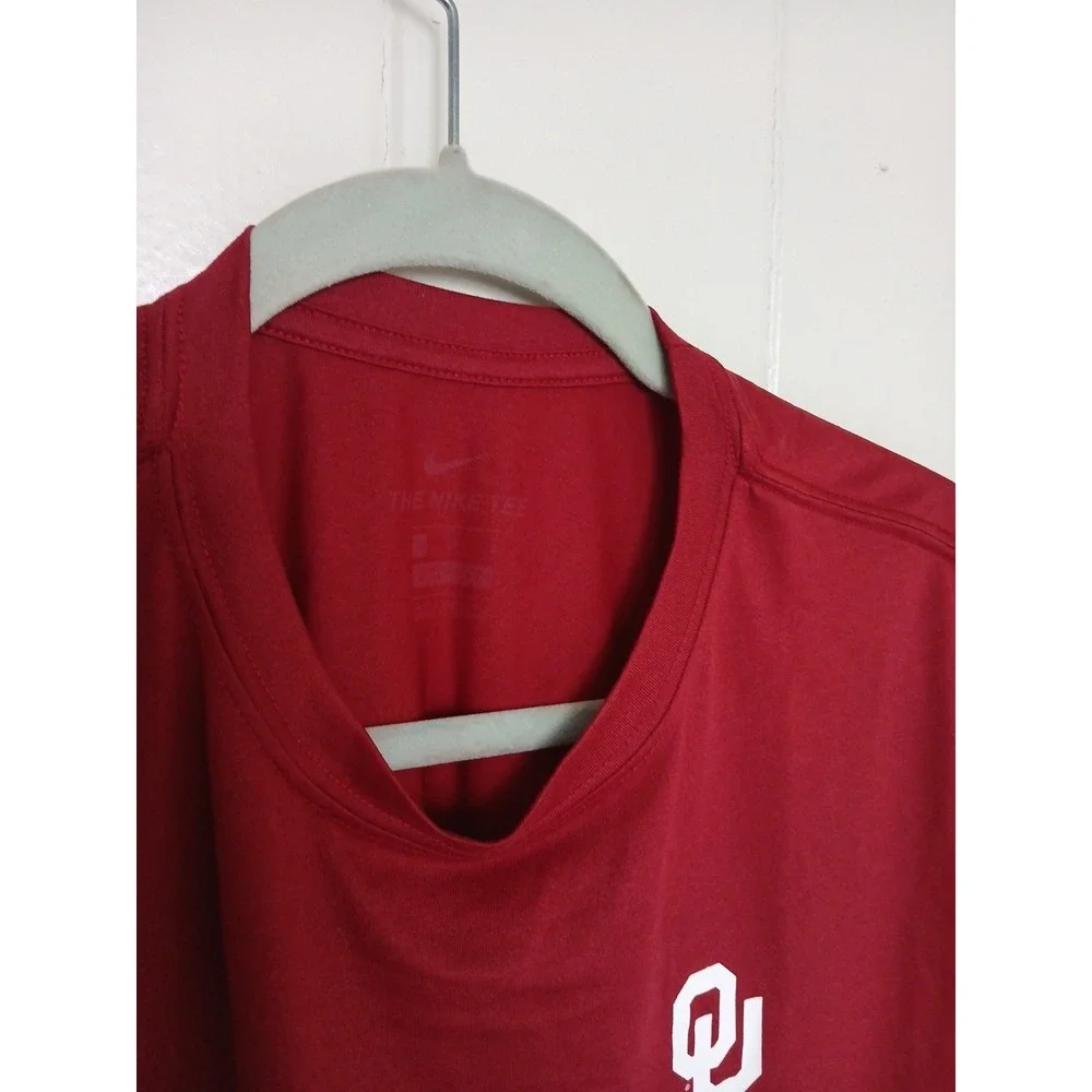 Jordan Oklahoma Sooners T-shirt Mens L‎ Crimson Red Dri-FIT CT2278-613